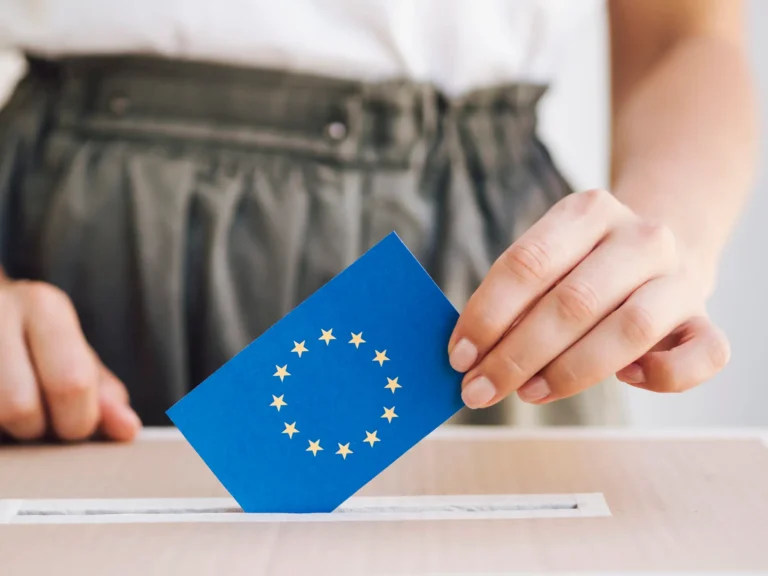 niederlassungserlaubnis blaue karte eu aufenthaltstitel scaled